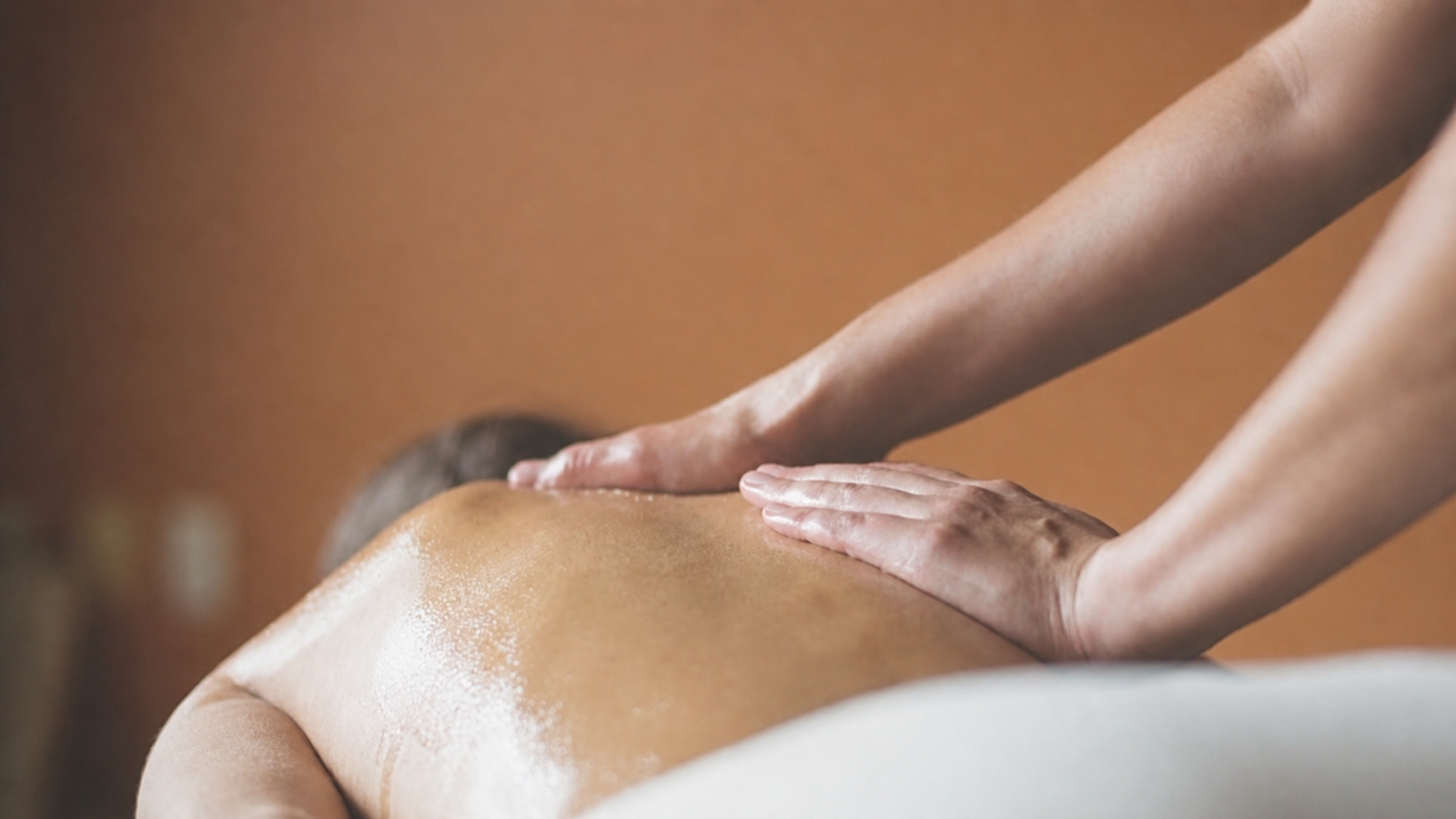 ABHYANGA (AYURVEDA MASSAGE THERAPY)